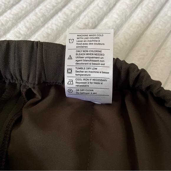 Vince Green Pants - Picture 9 of 9